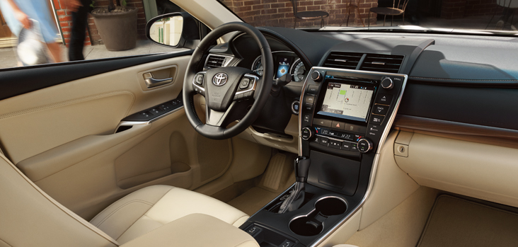 2015 Toyota Camry SXE Interior Dashboard