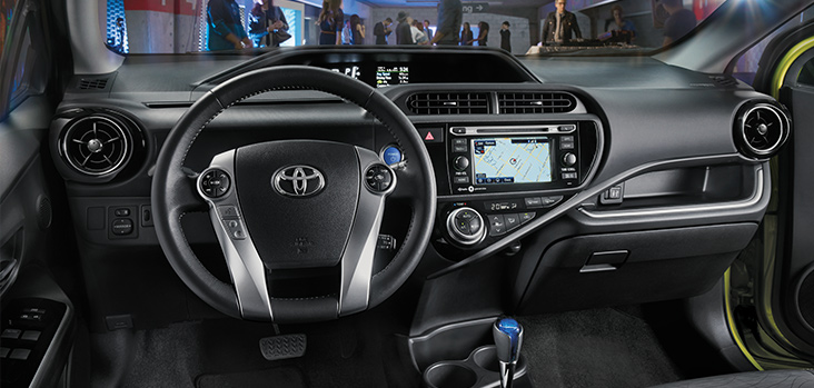 2016 Toyota Prius c Interior Dashboard