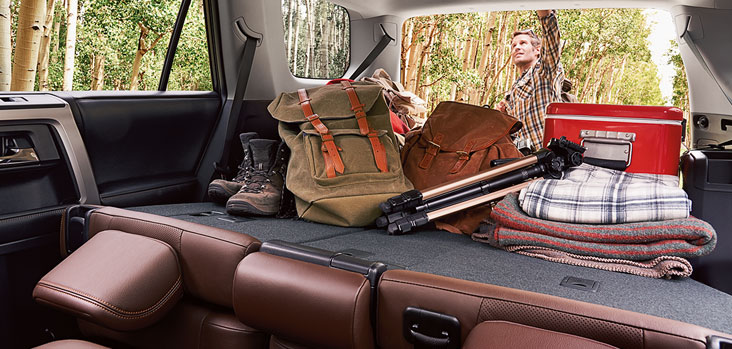 2016 Toyota 4Runner Trail Edition Interior Storage